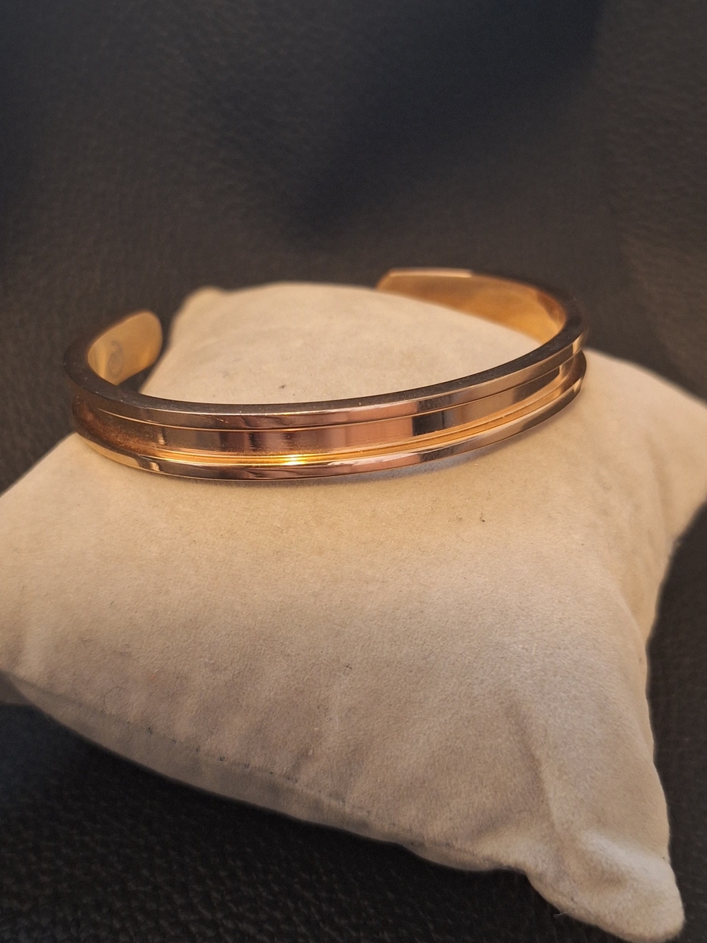 Women's Rose Gold Cuff Bracelet - Sleek Double-Track Design Hair Tie Holder